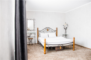 Гостиница Аквамарин Лениногорск Люкс с кроватью размера «king-size»-1