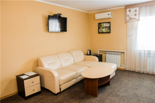 Гостиница Аквамарин Лениногорск Улучшенный номер с кроватью размера «king-size»-9